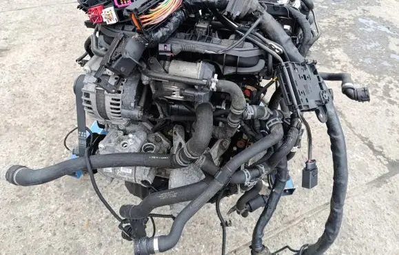 Audi A5 8T 8F Engine