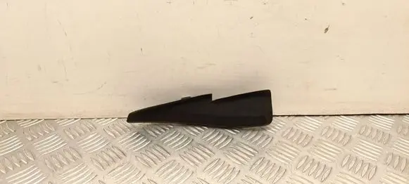 Peugeot 2008 I Windshield trim 96748540XT
