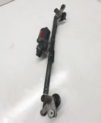 KIA Sorento Front wiper linkage and motor 981102P900