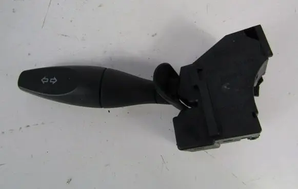 Ford Mondeo Mk III Indicator stalk 1S7T133335AD