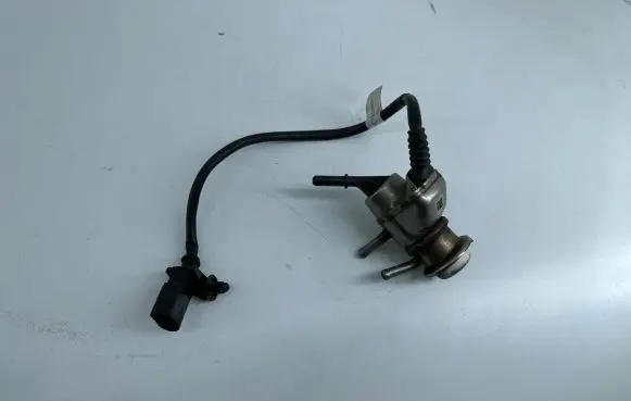 Audi A6 S6 C7 4G AdBlue injector 4G0131113D 0444025054 230117024132