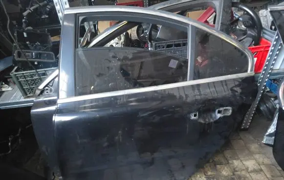 Volvo S80 Rear door 