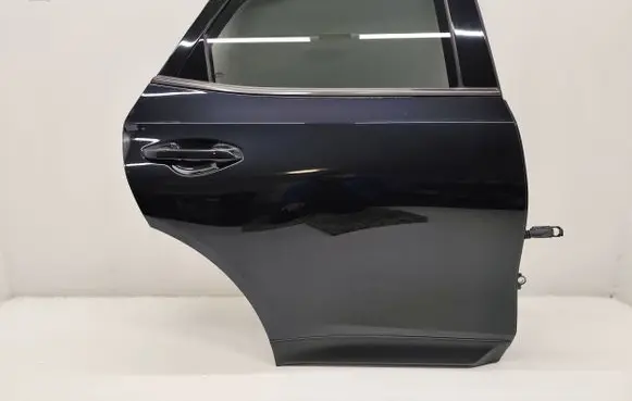 KIA Xceed Rear door