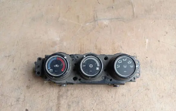 Mitsubishi ASX Climate control unit 7820A073XA 3853060 1D20A