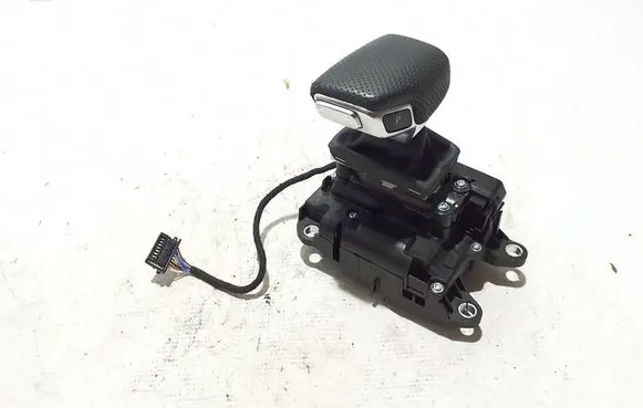 Gear shifter/selector