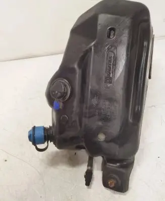 Jaguar F-Pace AdBlue liquid reservoir HK835J228A
