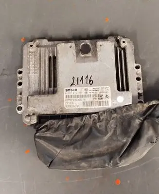 Citroen C4 I Picasso Engine control unit/module 9663268380 0281012468