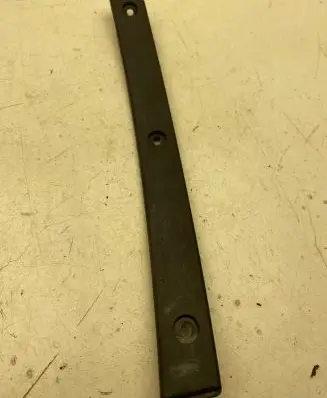 Audi RS6 Fender end trim 1K0853823A