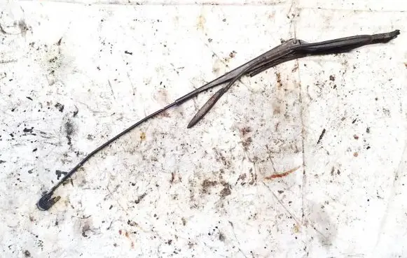 Renault Espace II Front wiper blade arm 6025105233