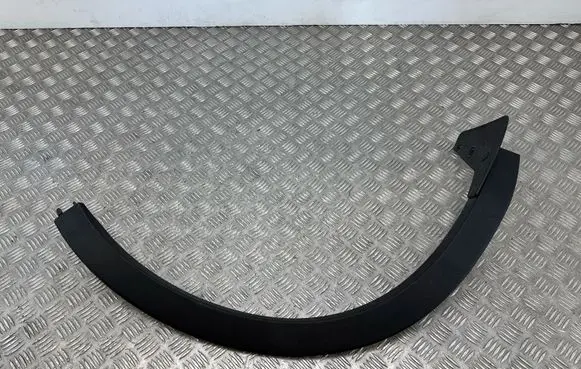 Volvo XC40 Rear arch trim 31448328