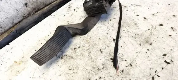 Opel Zafira A Accelerator throttle pedal 9202341