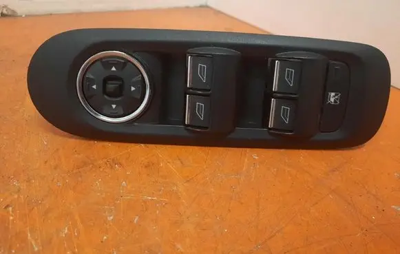 Ford Mondeo MK IV Front door electric window regulator 