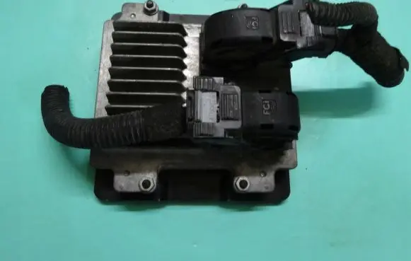 Opel Insignia A Engine control unit/module 12621466 13243603