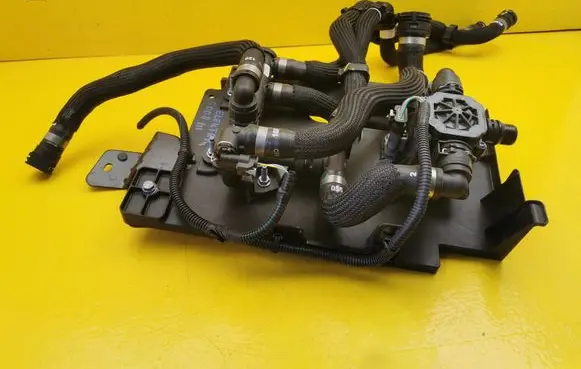 Peugeot 5008 II Electric auxiliary coolant/water pump 9845354280 985195080