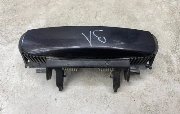Audi A4 S4 B7 8E 8H Rear door exterior handle 4B0839885