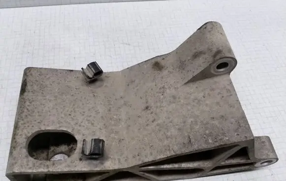 Volvo S60 Other engine bay part