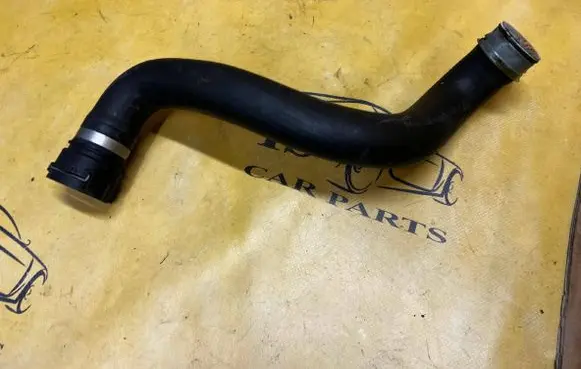 Mercedes-Benz GL X166 Engine coolant pipe/hose A1665000075