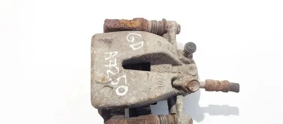 Toyota Avensis T250 Rear brake caliper y01340