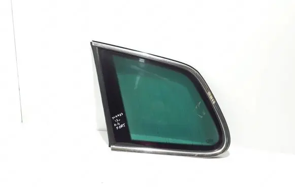 Volkswagen Touareg II Rear side window 7P6845297AL