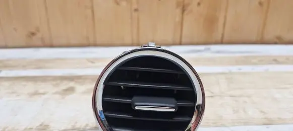 Fiat 500 Dashboard side air vent grill/cover trim 226614