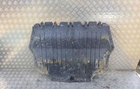 Seat Altea XL Engine splash shield/under tray 1K0825237