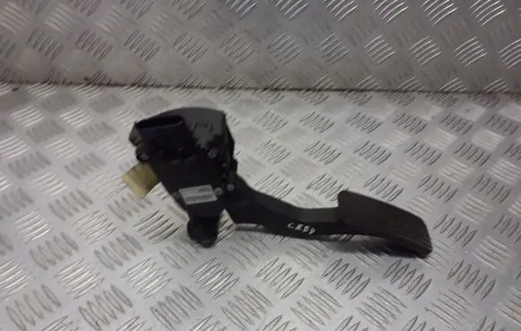 KIA Ceed Accelerator throttle pedal 32700-XXXXX