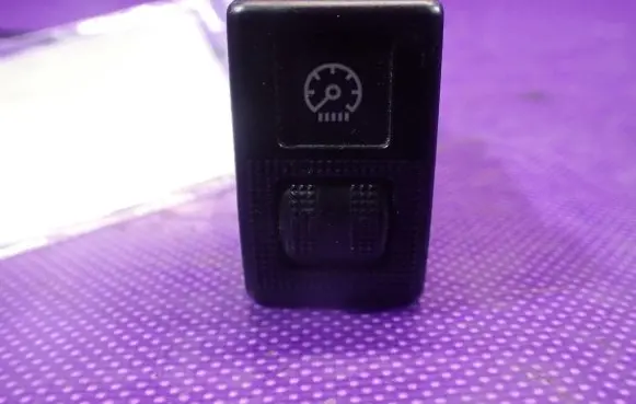 Mazda 323 F Light switch DE6066R0