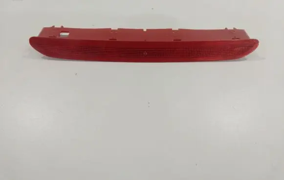 Third/center stoplight