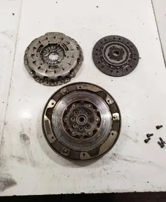 BMW 3 F30 F35 F31 Clutch set kit 323078710 7616014 124058910