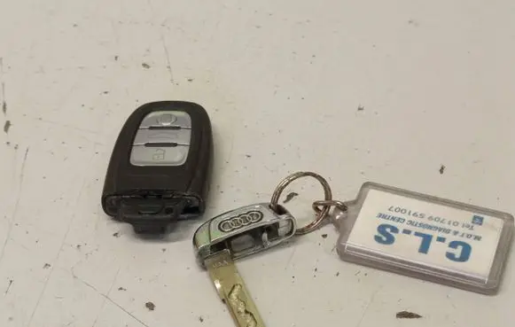 Ignition key/card