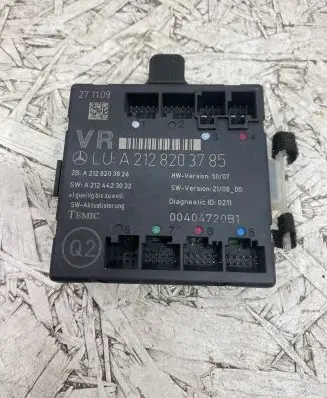 Mercedes-Benz C W204 Door control unit/module A2128203785