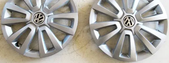 Volkswagen New Beetle R16 wheel hub/cap/trim 