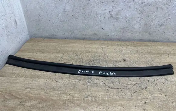 BMW 7 F01 F02 F03 F04 Engine compartment rubber 