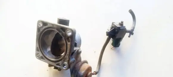 Nissan Almera Throttle valve