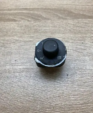 Skoda Octavia Mk2 (1Z) Wing mirror switch 1Z2959565A