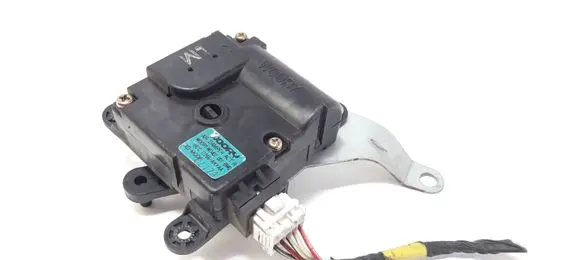 Hyundai Elantra Air flap motor/actuator 401001
