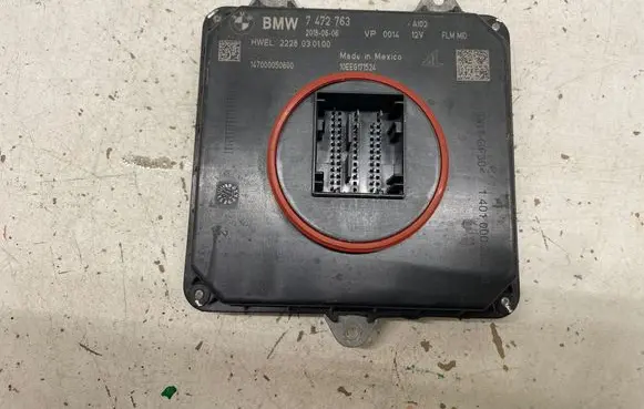 BMW X3 G01 LED ballast control module 7472763 20180606 2228030100
