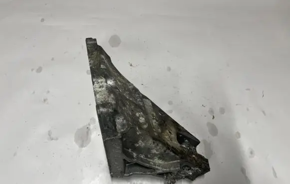 Mercedes-Benz CLS C218 X218 Engine mounting bracket A2782234904