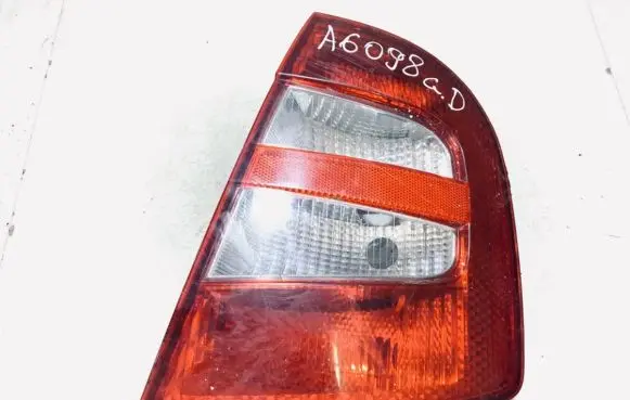 Skoda Fabia Mk1 (6Y) Rear/tail lights 6y6945096 6y6945112
