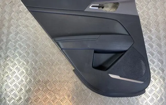 KIA Sportage Rear door card panel trim