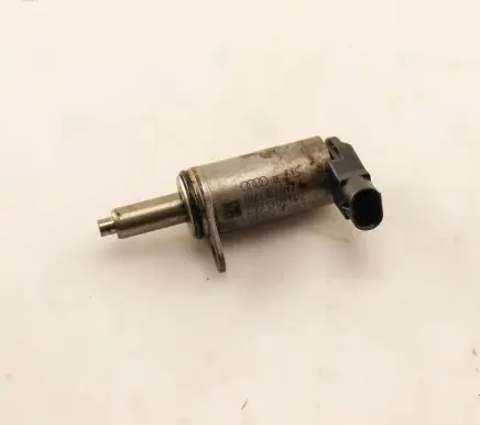 Audi A4 S4 B8 8K Camshaft vanos timing valve 06H103697A