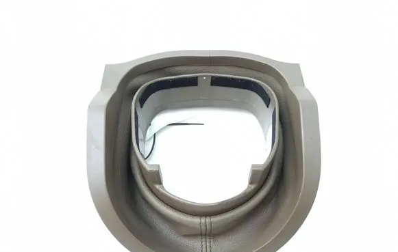 Mercedes-Benz R W251 Steering wheel column trim 2514600095 1A28 16876473