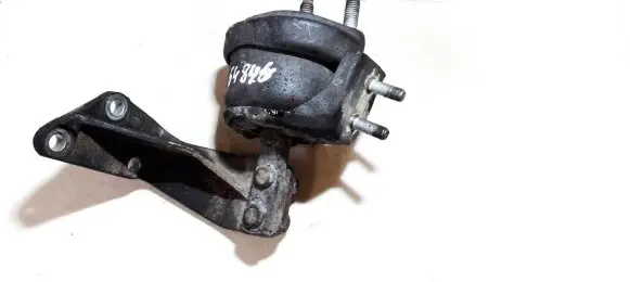 Ford Escort Engine mount bracket