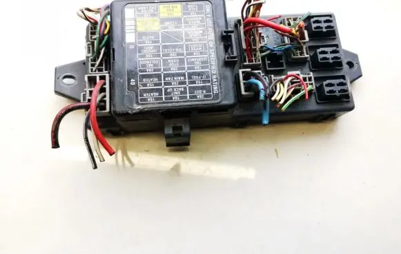 Subaru Outback Fuse box set pa66ppe