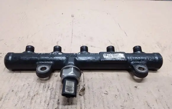 Ford Mondeo MK IV Fuel pressure regulator 9681649580 9658227880