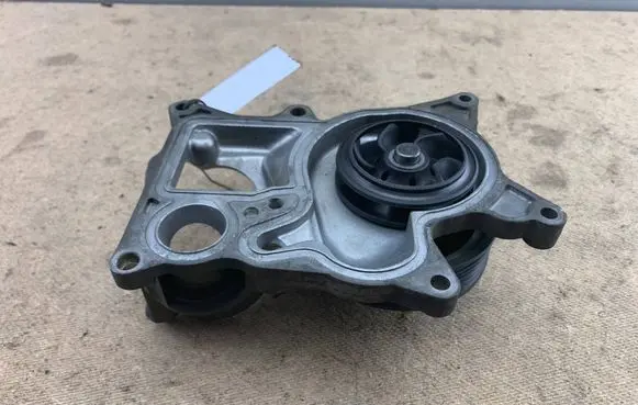 BMW X3 F25 Water pump 11518516205 8516205