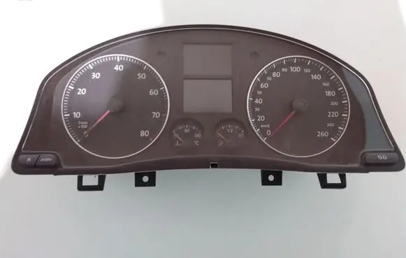 Volkswagen Golf V Speedometer (instrument cluster) 1K0920851G