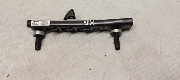 Chrysler Voyager Seat belt adjustment rail 04680460AI