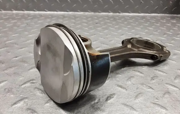 Mercedes-Benz C AMG W205 Piston with connecting rod A1770300020 A2760300000 A1770300800