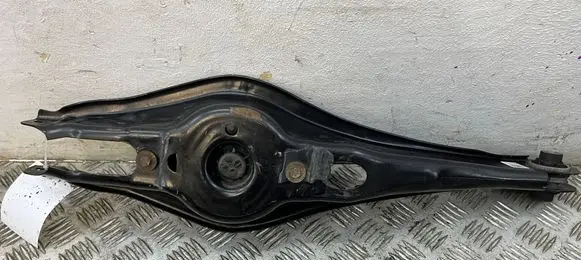Volkswagen Golf VIII Rear upper control arm/wishbone 5Q0525691C